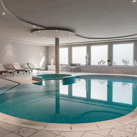 Ξενοδοχείο Tiefenbrunn Gardensuites & Breakfast Lana