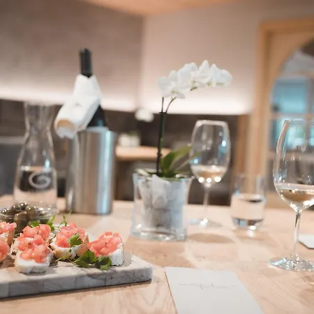 Ξενοδοχείο Tiefenbrunn Gardensuites & Breakfast